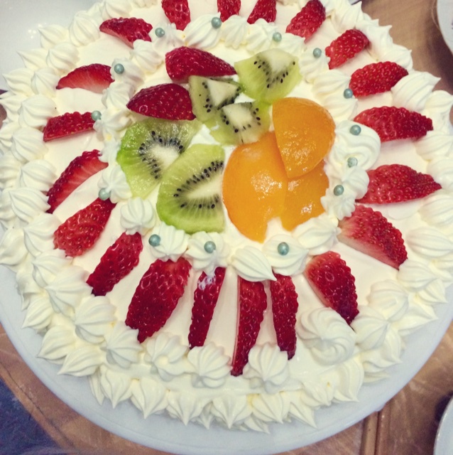 奶油水果装饰蛋糕