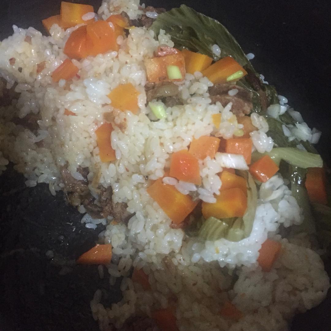 土豆焖饭（电饭锅版）