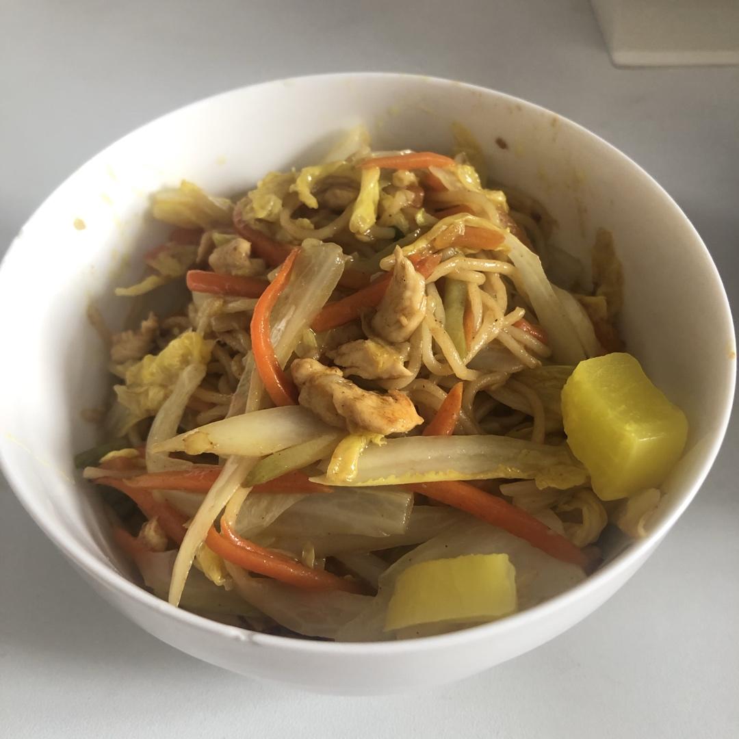 鲜虾咖喱炒面