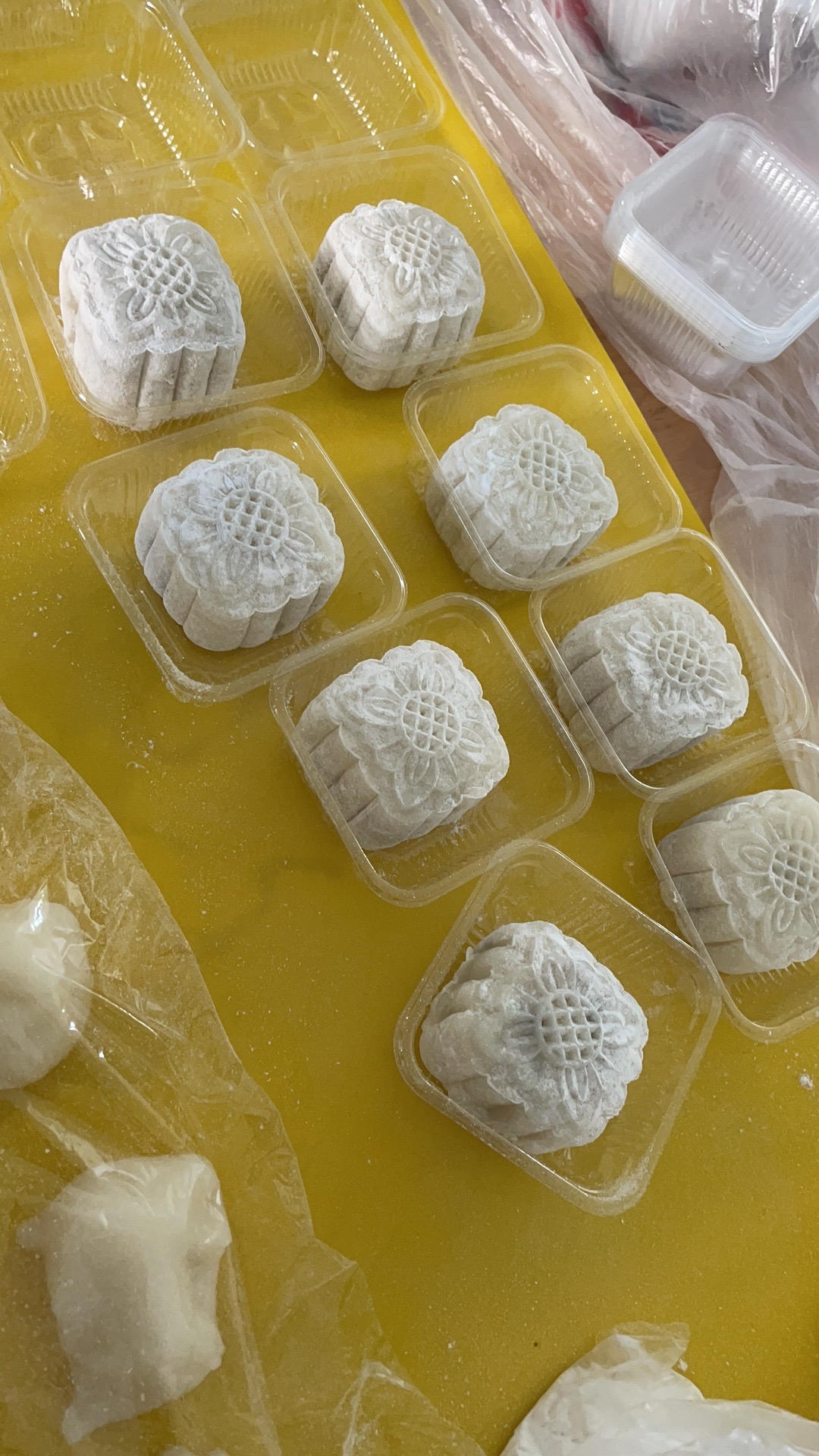 糯叽叽的奥利奥冰皮月饼