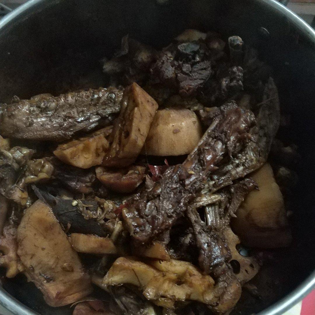 周黑鸭味～～～鸭翅 鸭爪