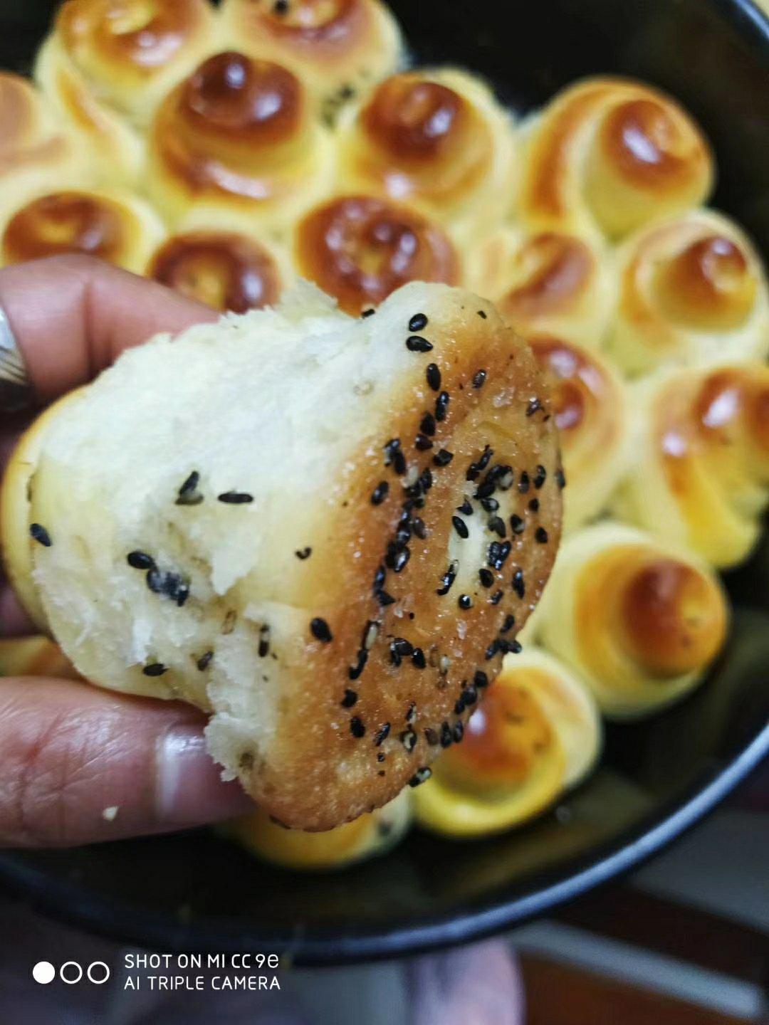 视频|复刻童年记忆|蜂蜜脆底小面包（不歪歪扭扭的整形秘密）