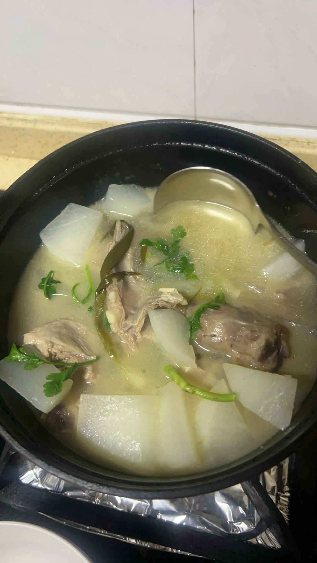 清炖羊肉萝卜汤——staub珐琅铸铁锅