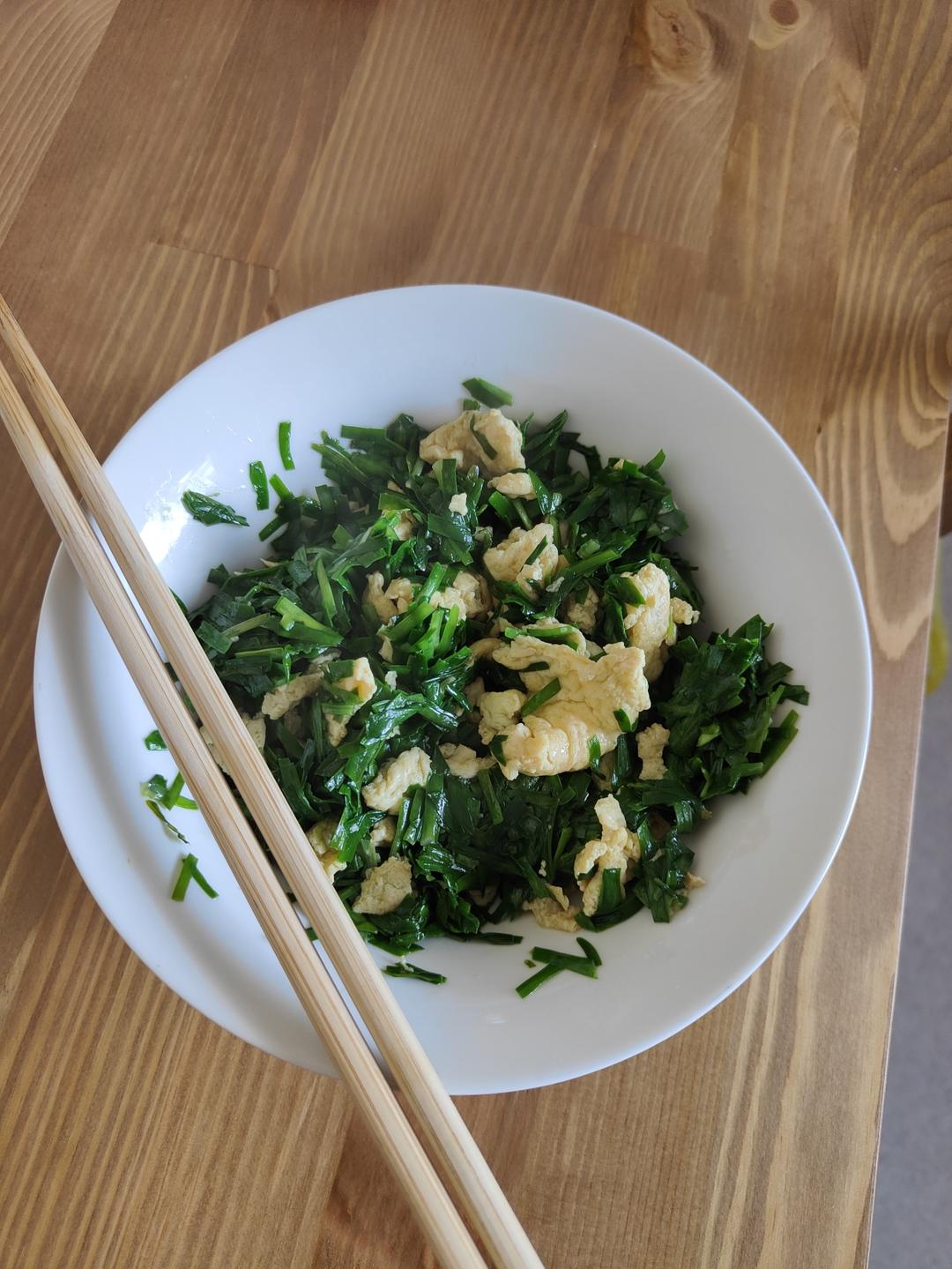 韭菜炒鸡蛋——三分钟快手下饭菜 掌握火候的秘诀
