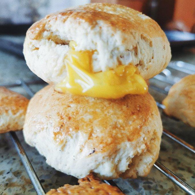 消耗打开的淡奶油，司康(最简单的点心)