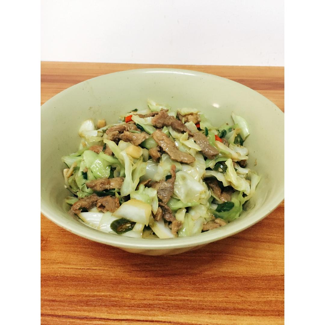 手撕包菜小炒肉