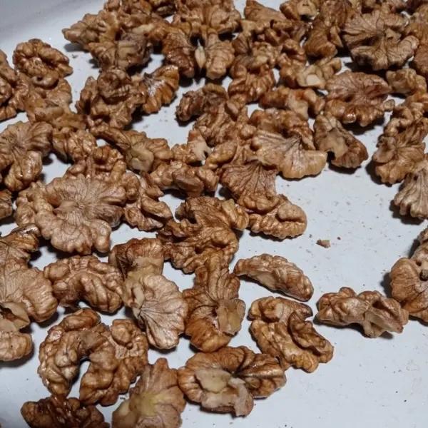 椒盐核桃（核桃最好吃的制作方法，没有之一）
