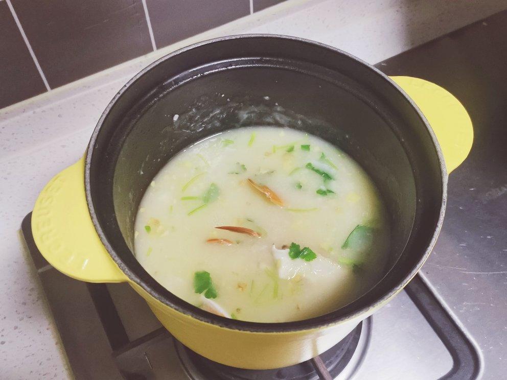 梭子蟹砂锅粥