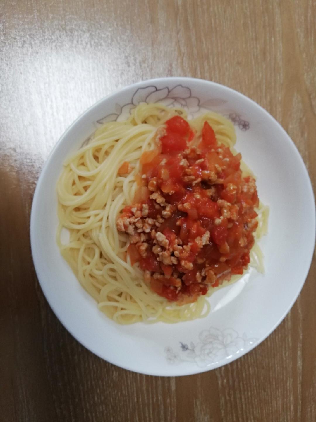 （完胜必胜客的）番茄肉酱意大利面～