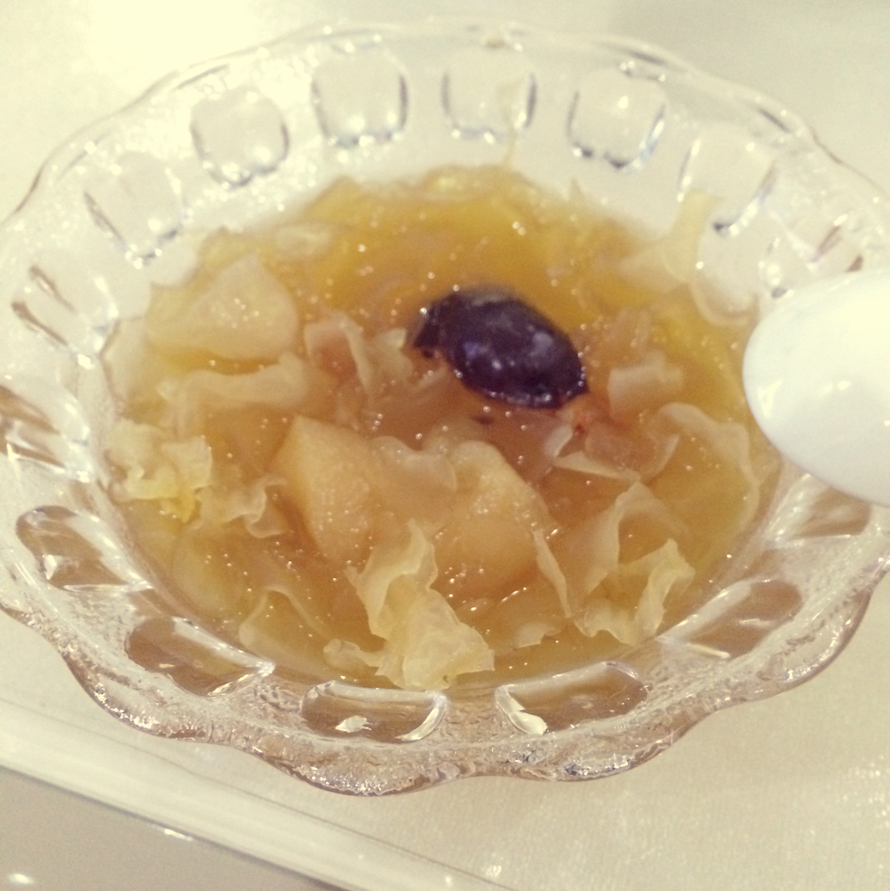 冰糖银耳糖水