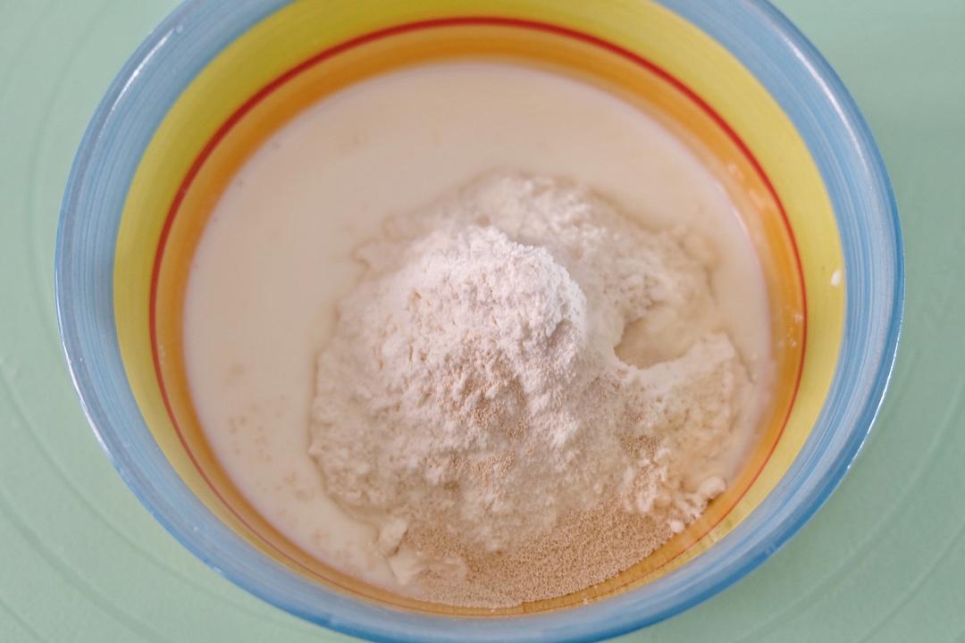 纯奶手撕吐司的做法 步骤1