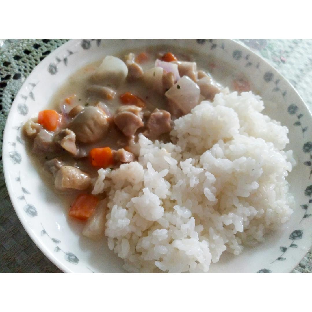 鸡茸奶油蘑菇汤