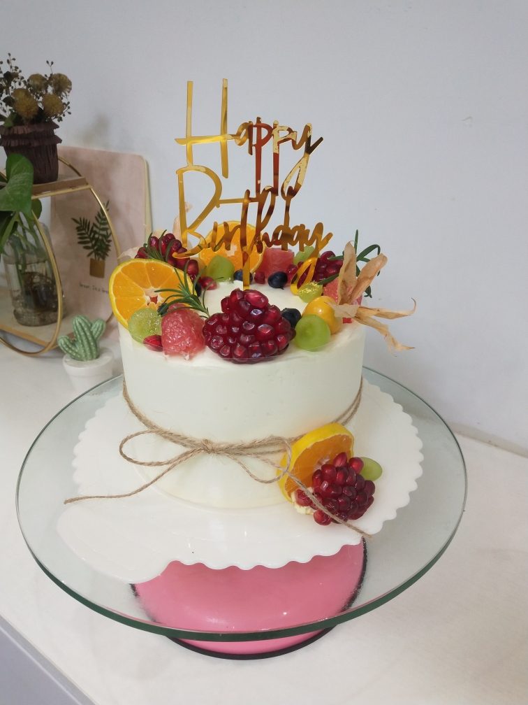 应季水果装饰蛋糕的做法