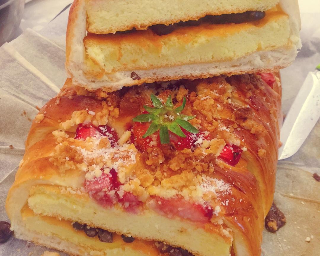 面包夹蛋糕➕红豆