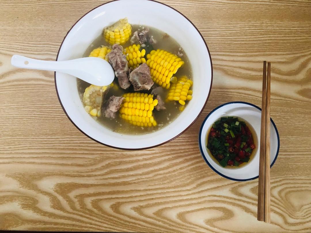 第1顿:西红柿黄瓜肉片汤