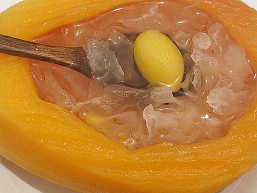木瓜银耳橄榄羹的做法