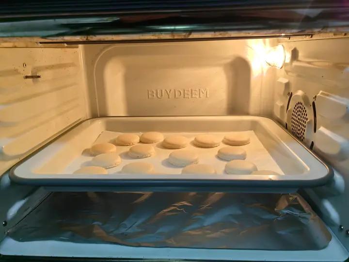 马卡龙（法式蛋白霜）