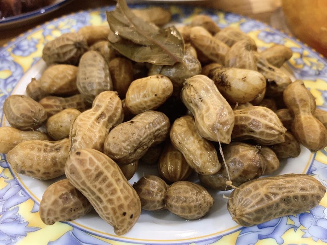 五香煮花生