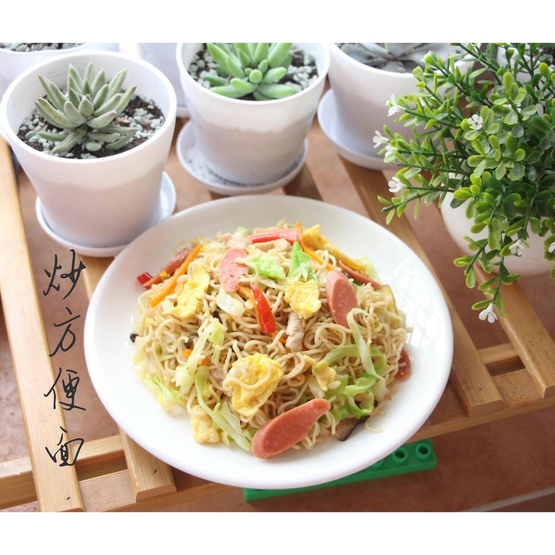 炒方便面 巨好吃哟～
