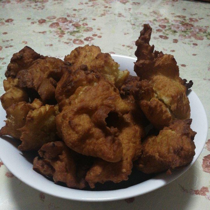 懒人油条做法，手不碰面，一挤就出锅，又软又香