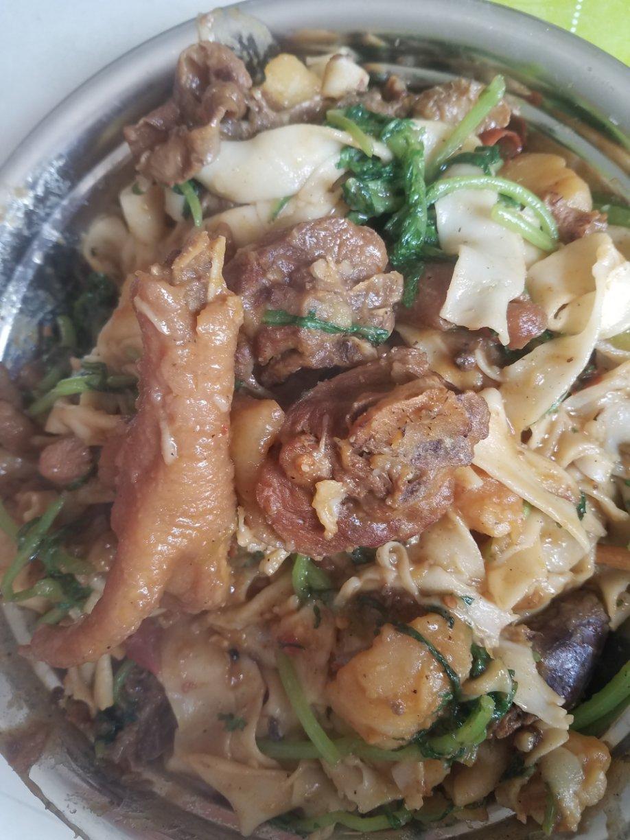 新疆大盘鸡