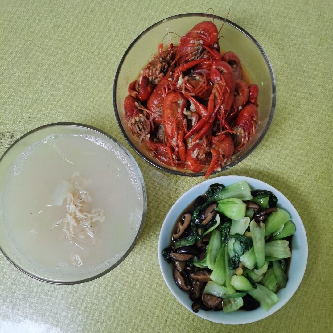 香菇油菜（简单快手）