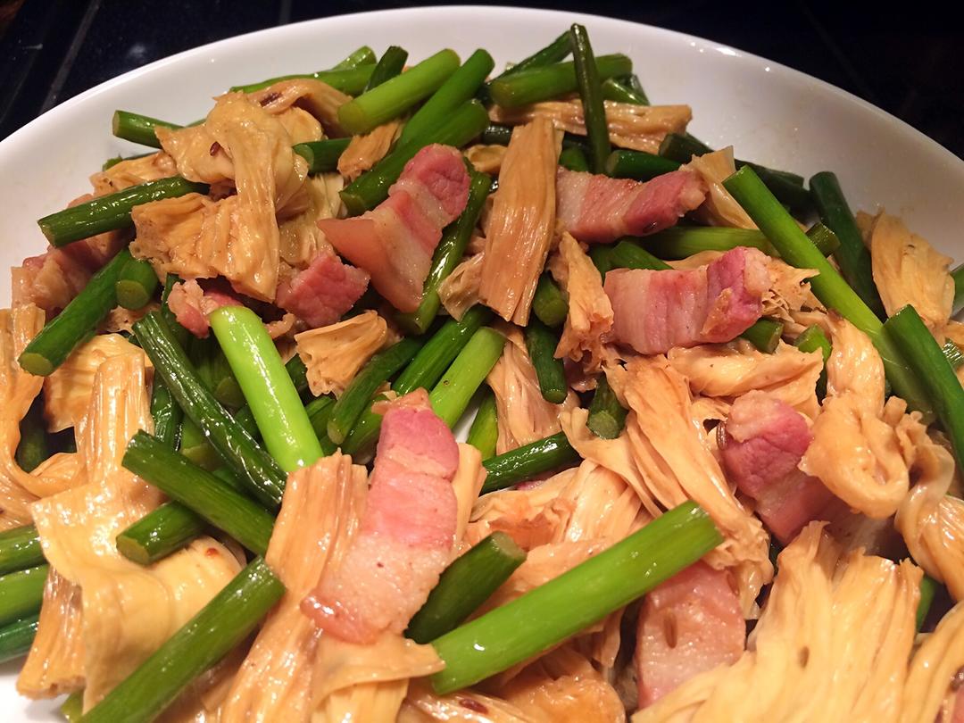 肉丝炒蒜苗