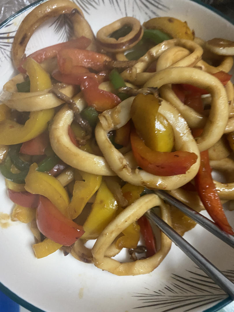 变美必吃的辣炒鱿鱼圈