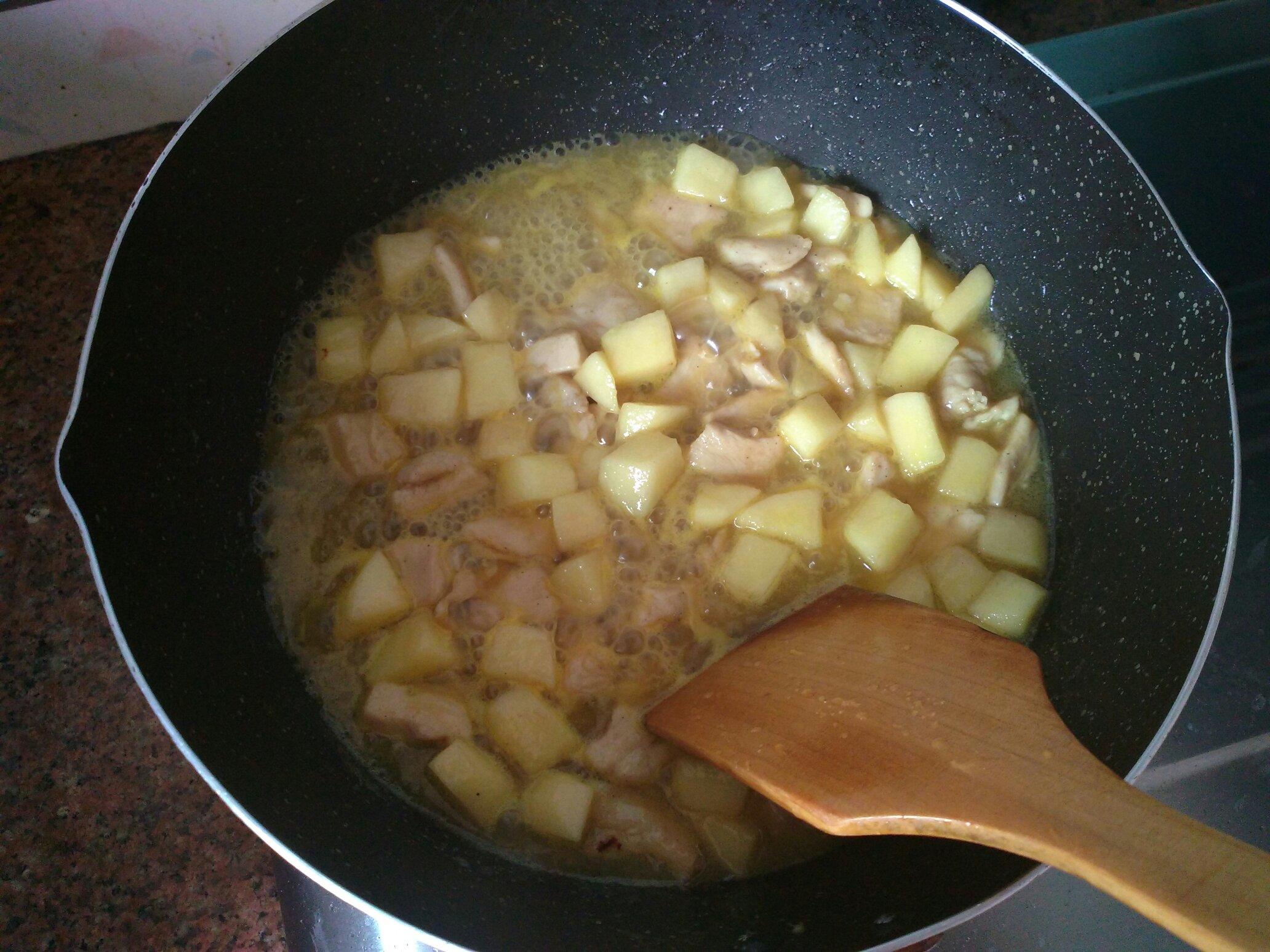 小清新百香果汁煮鸡丁的做法 步骤6