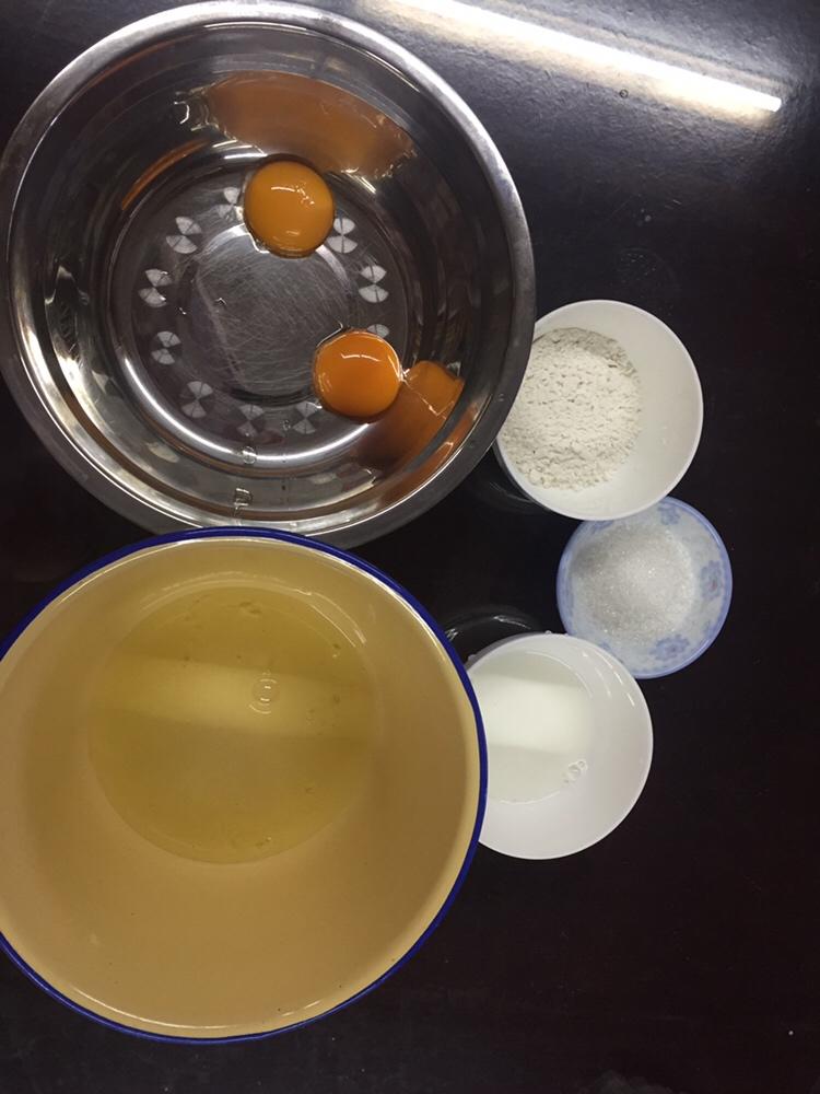 虽然貌不惊人但味道尚可，在家简单完成的舒芙蕾