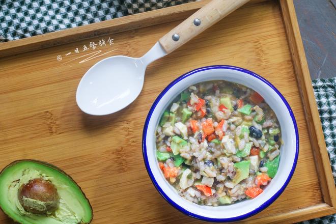 豆腐牛油果红椒软饭——宝宝主食系列的做法