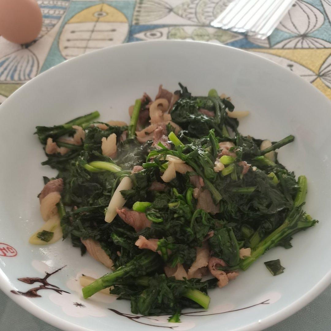 牛肉炒茼蒿