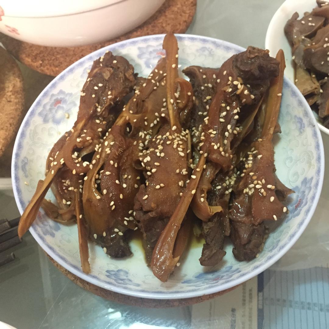 美味鸭头