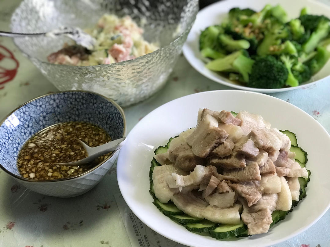 比饭店好吃的蒜泥白肉