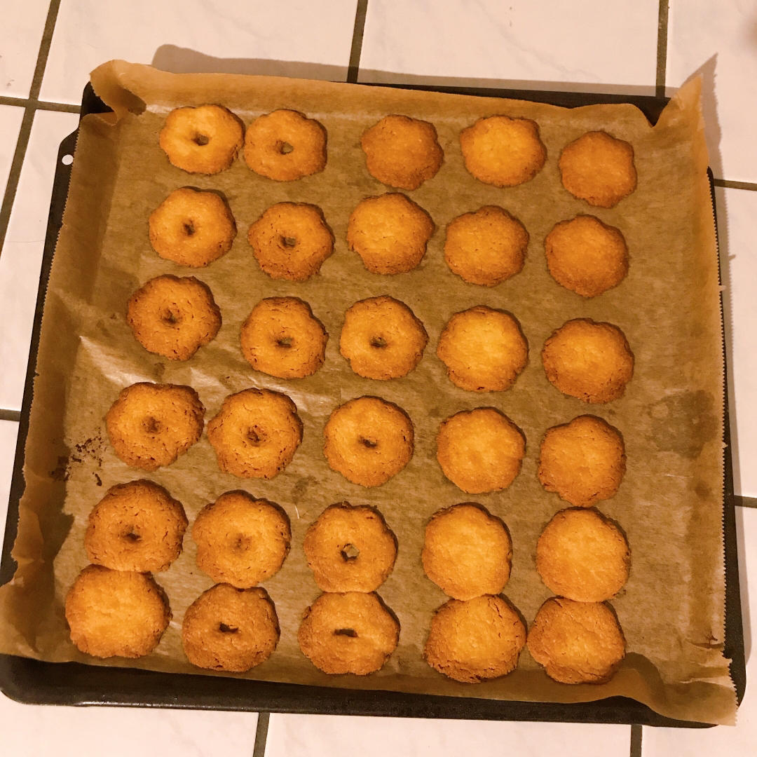 果酱杏仁饼干 Mandelkekse mit Marmelade
