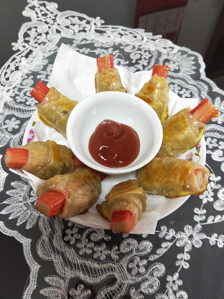 手抓饼蟹肉棒卷