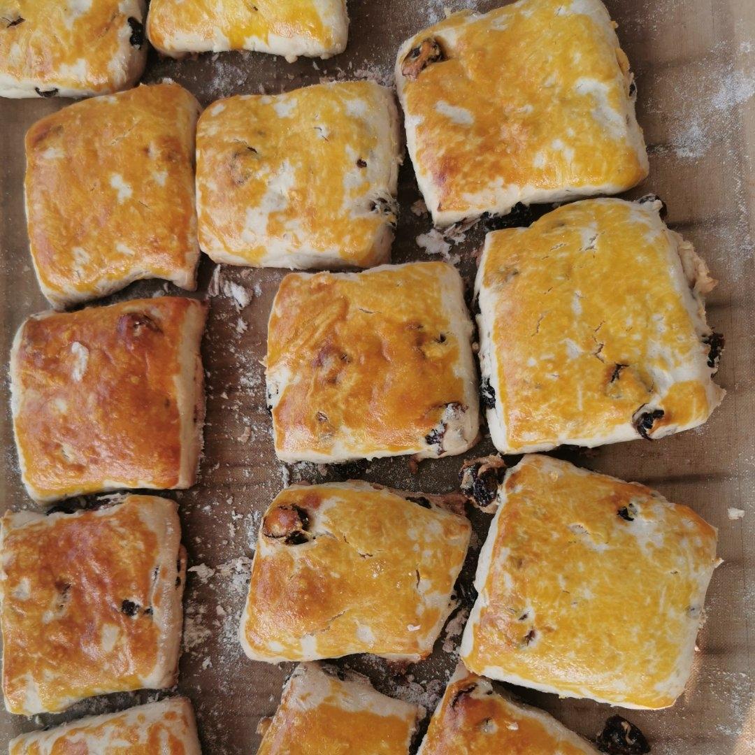 消耗淡奶油的司康