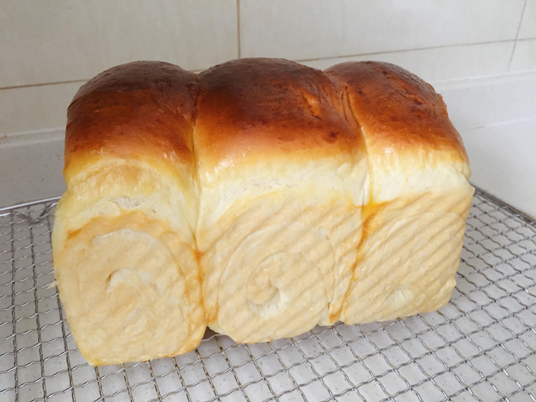 不用醒发和一发的懒人手撕吐司