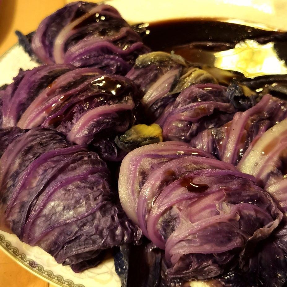 紫白菜蒸肉卷