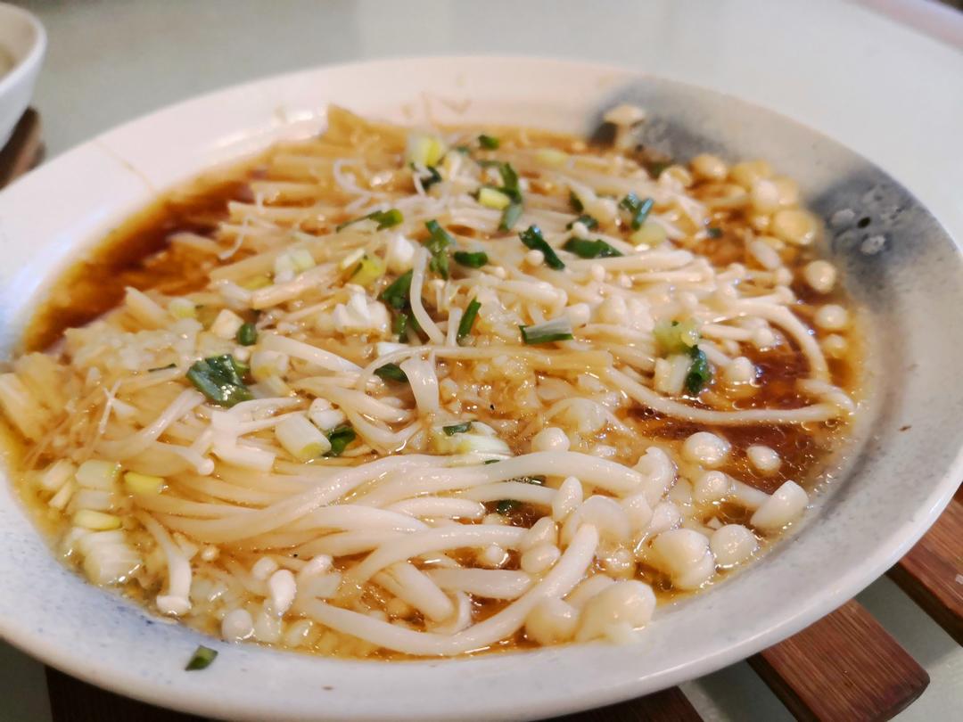 蒜蓉蒸金针菇