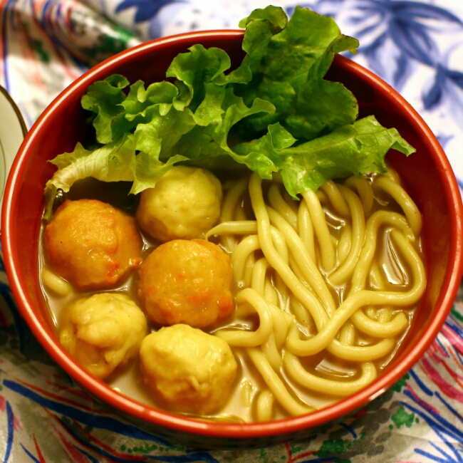 咖喱鱼丸乌冬面