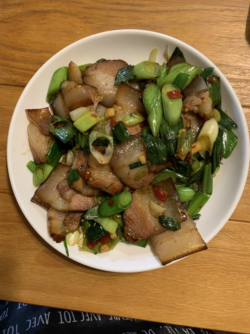 蒜苗炒腊肉