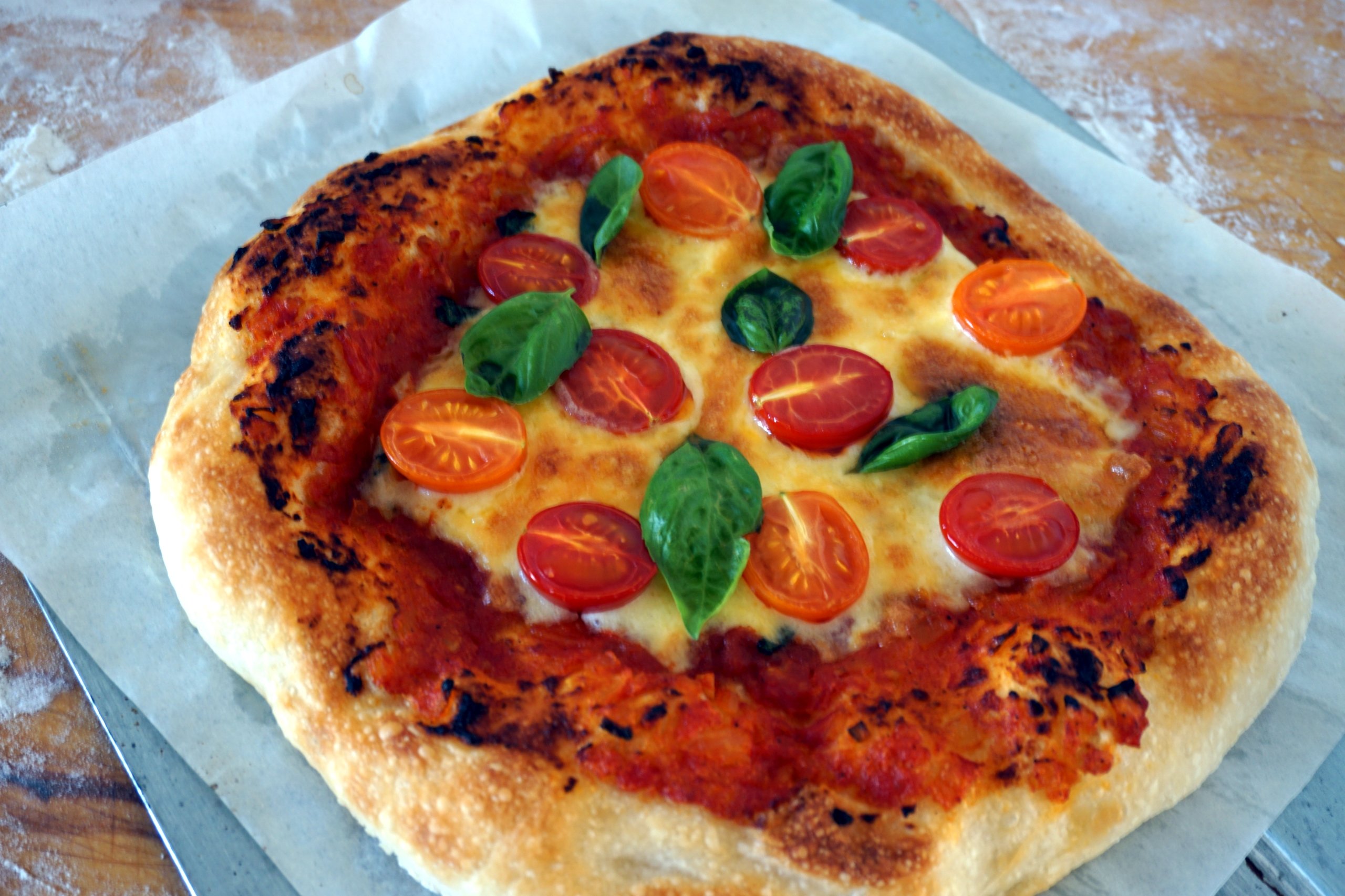 天然酵种拿波里披萨