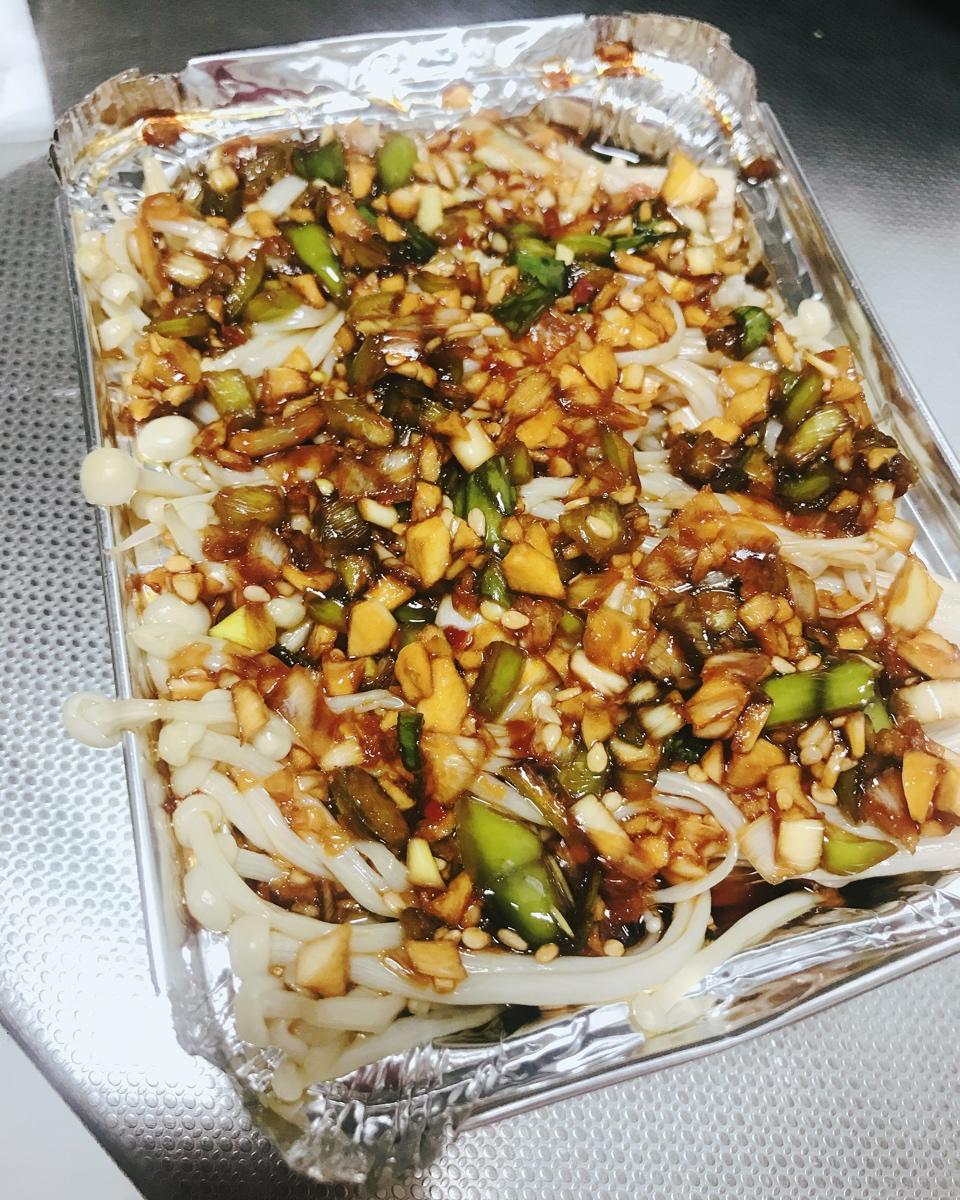 蒜蓉烤金针菇（烤箱版）