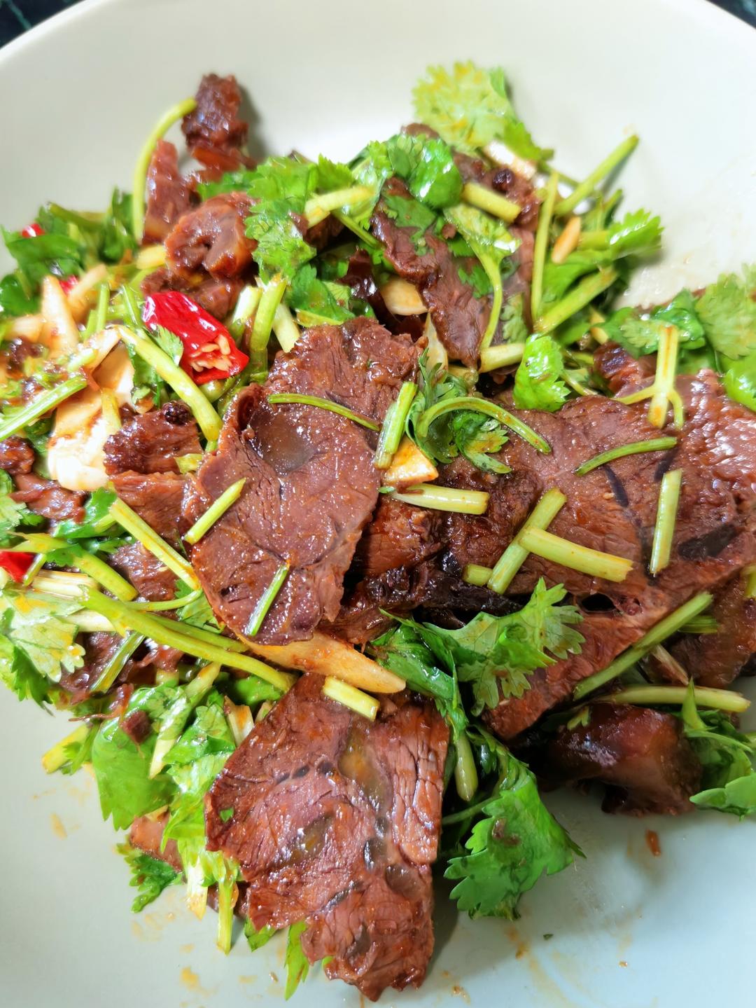 丈母娘吃了都夸的凉拌香菜牛肉