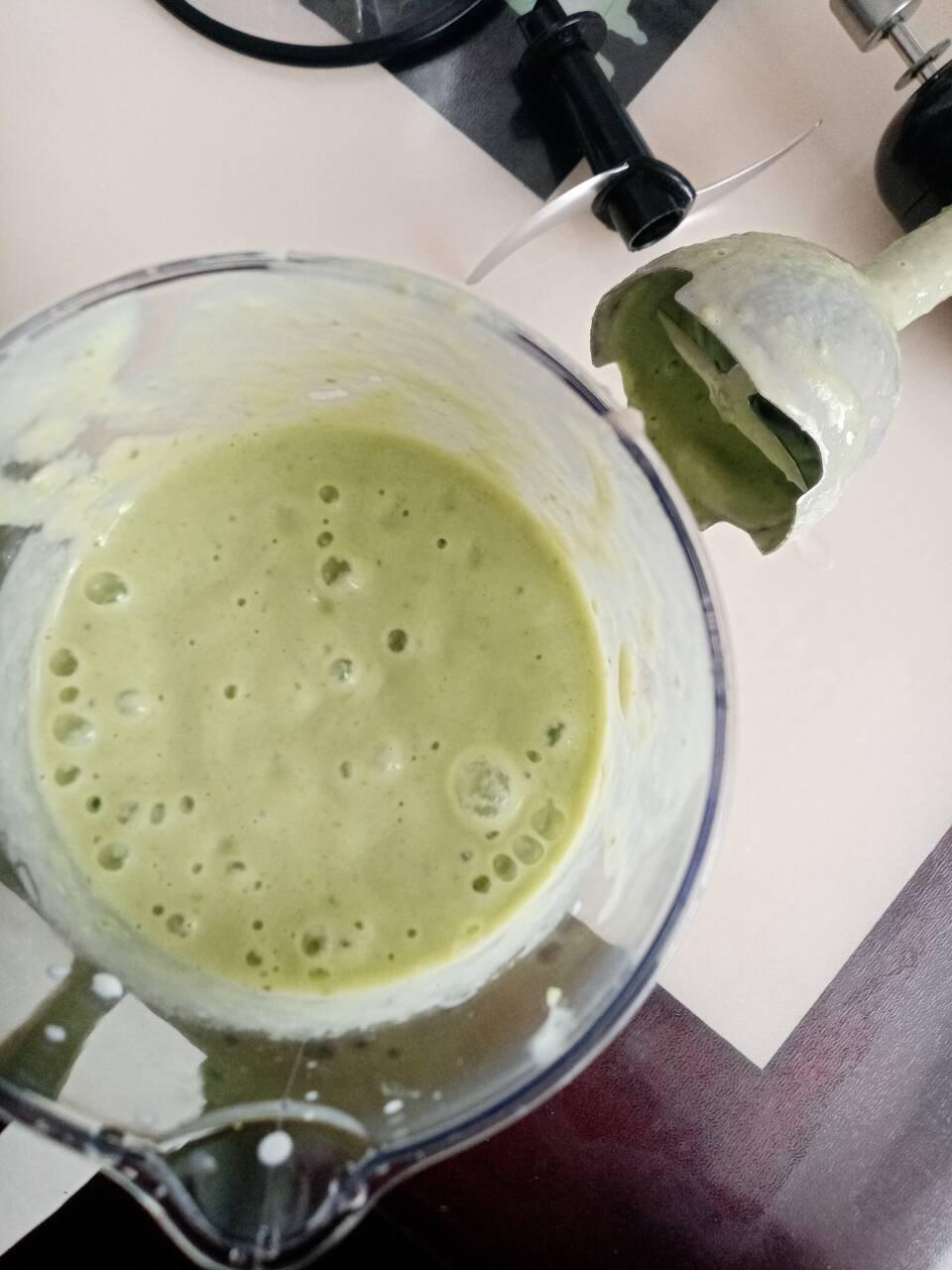 牛油果香蕉奶昔