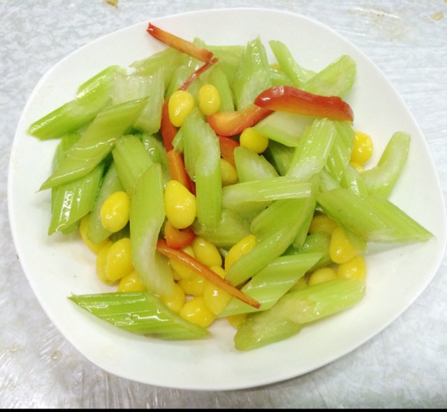 木亭子96做的白果炒西芹