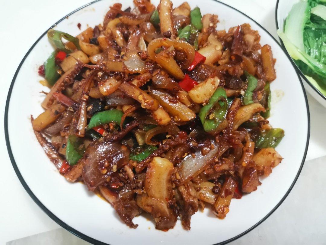 好吃到哭的土豆鱿鱼须