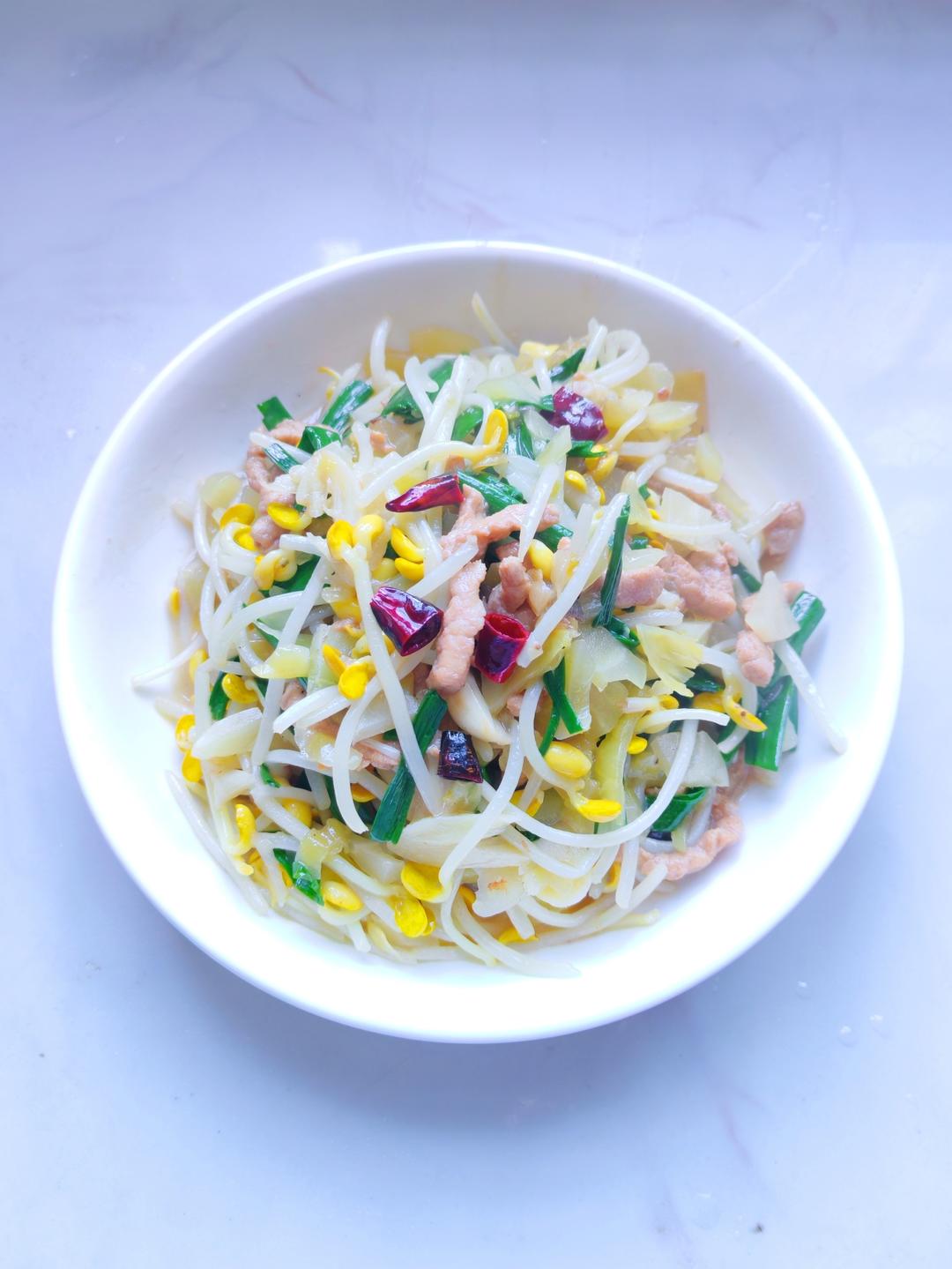 酸菜肉丝炒豆芽