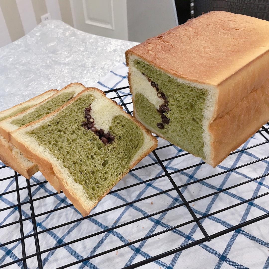 抹茶蜜豆吐司